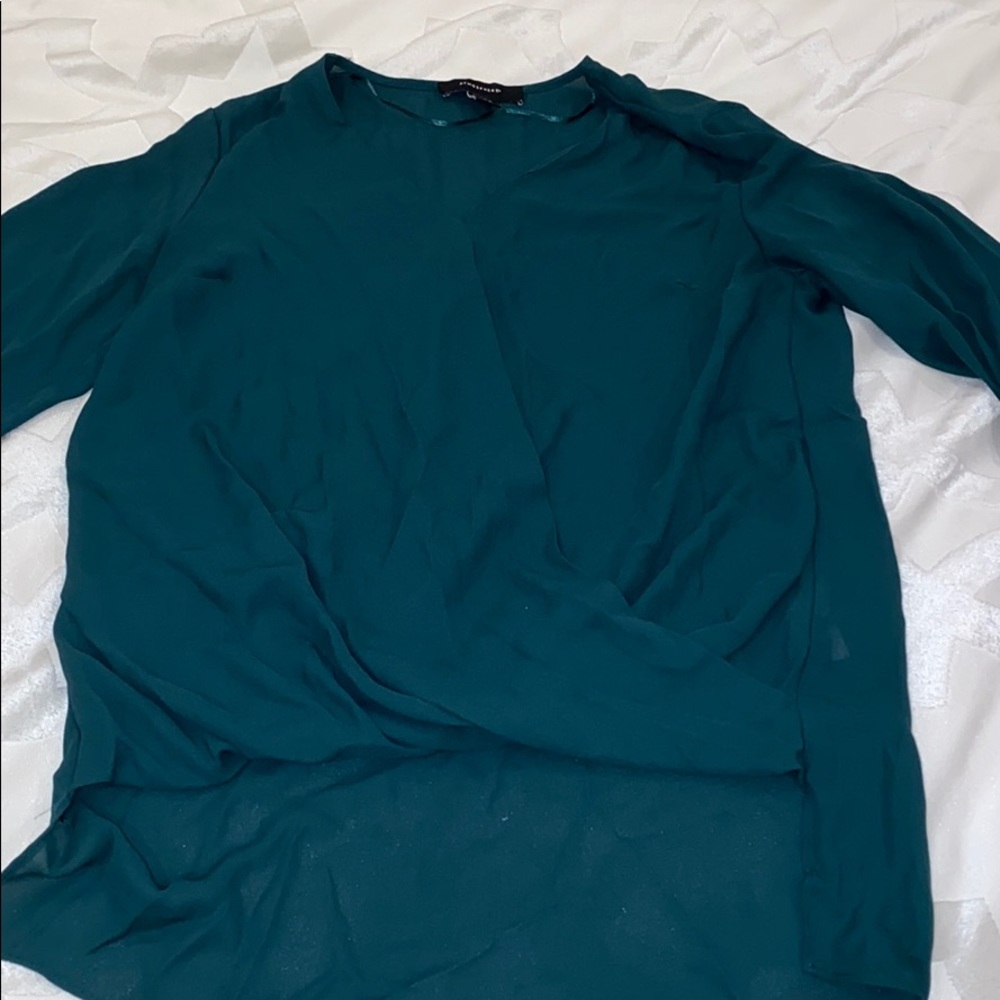 Green blouse long sleeve